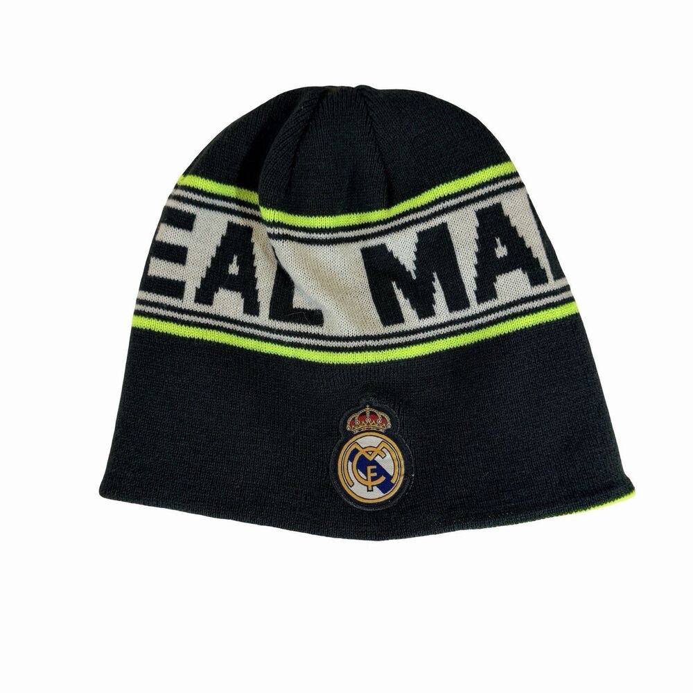 Real Madrid Beanie Soccer Winter Hat Cap OS Reversible Striped Logo